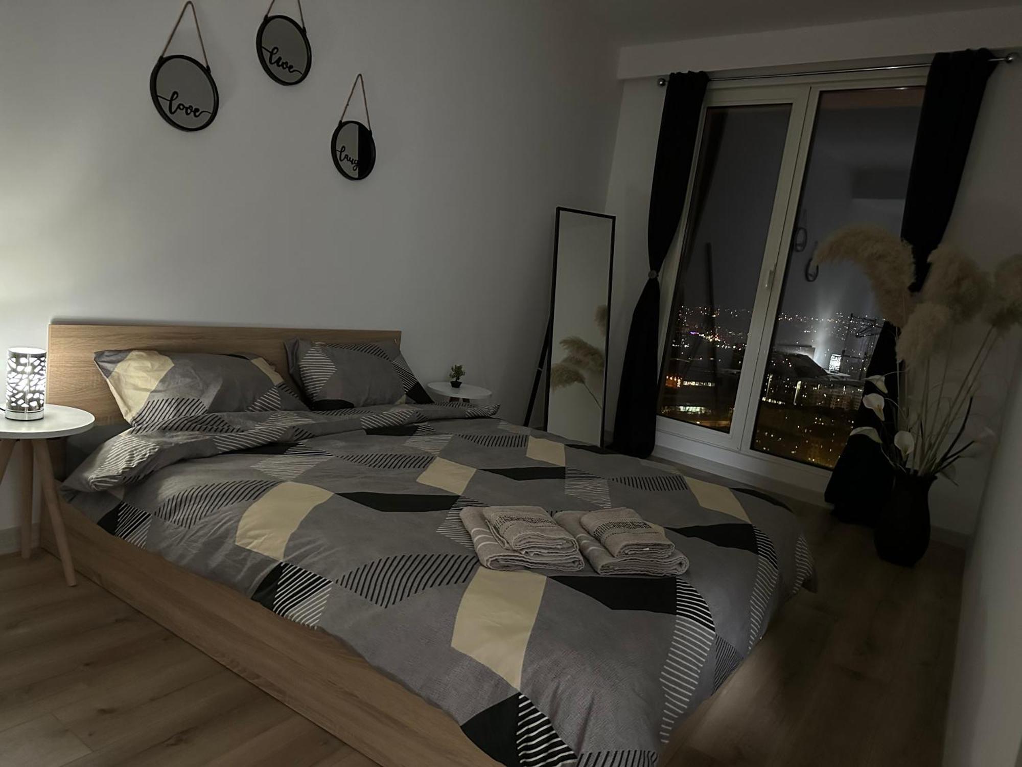 Cevahir Sky City Apartment With Spa, Pool & Fitness Included Skopje Exterior photo